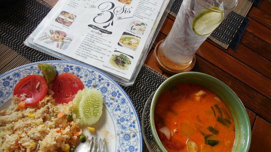 The 3 Sis Cafe & Restaurant